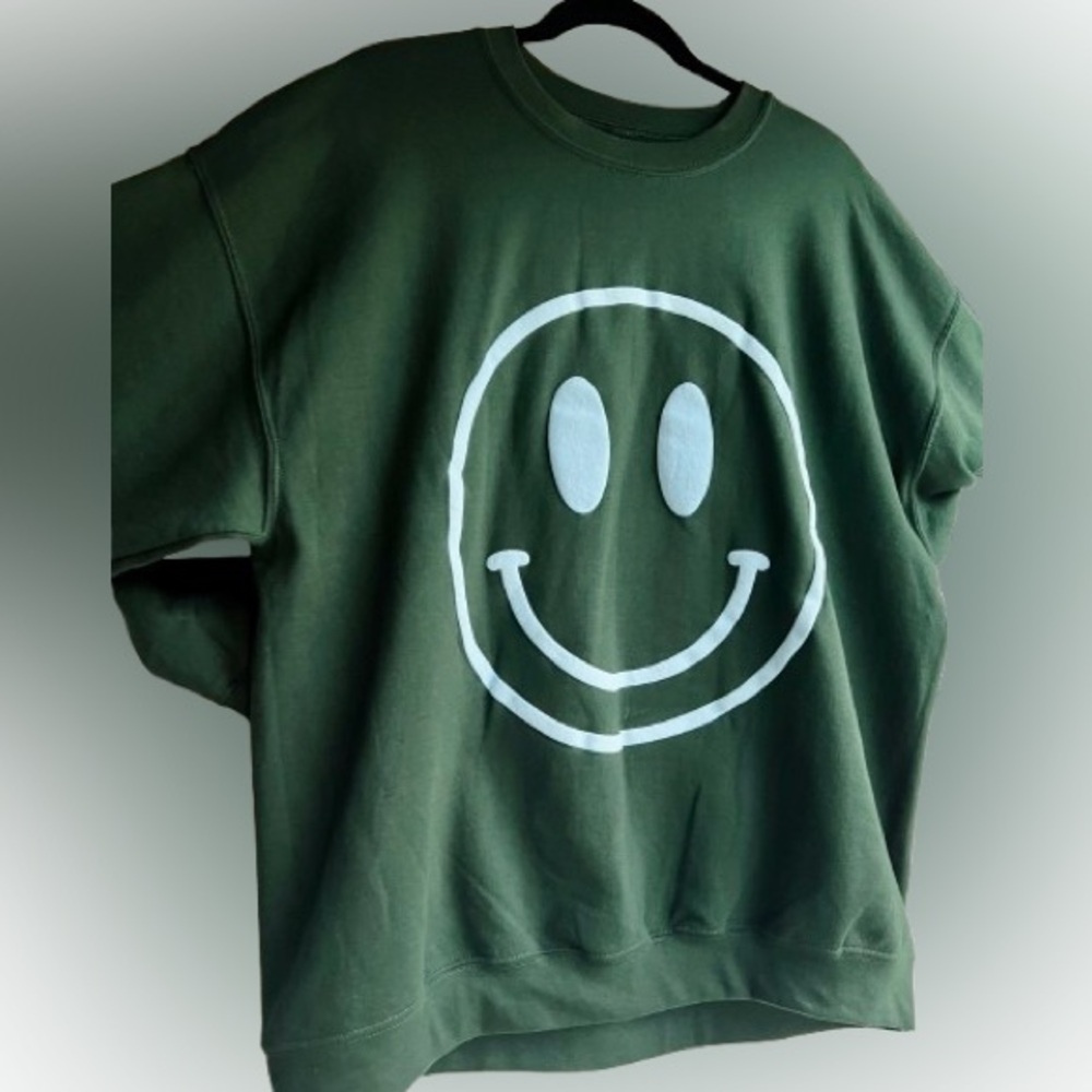 NWOT Dressed in LaLa Green “The World Needs Your Magic” Smiley Sweatshirt Sz-S/M - Picture 5 of 13